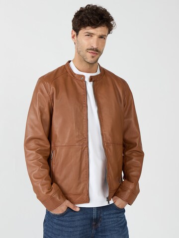 JCC Tussenjas in Bruin: voorkant