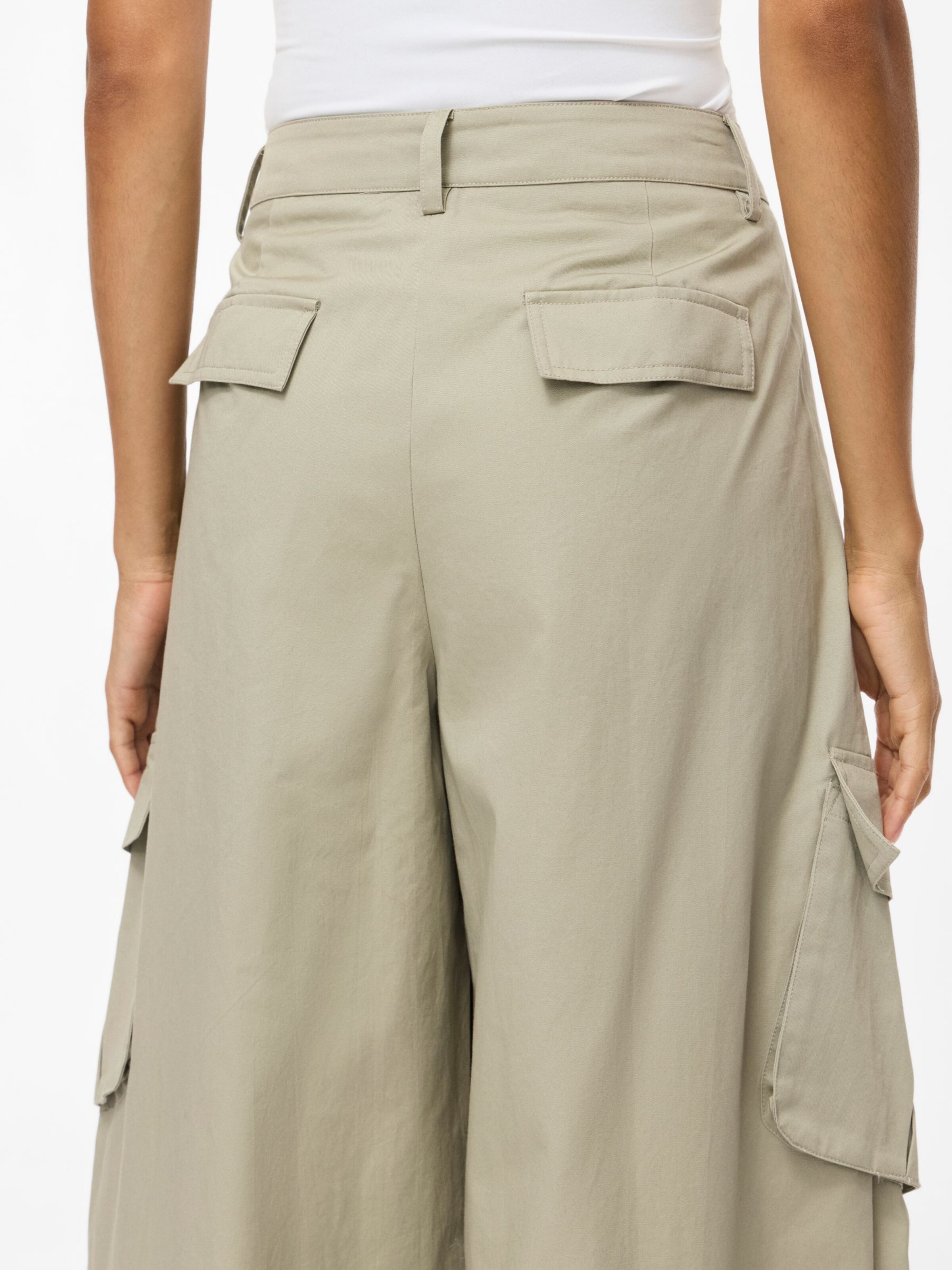 Barrel Pantaloni cargo 'VIKasu' di VILA in grigio