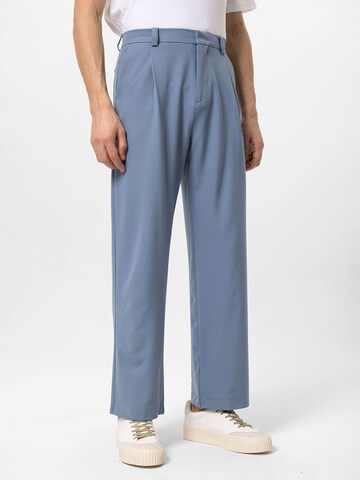 Antioch Regular Hose in Blau