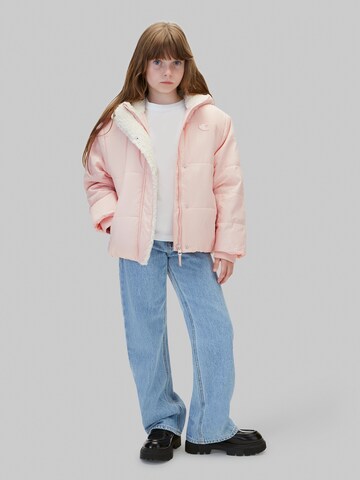 Calvin Klein Jeans Демисезонная куртка в Ярко-розовый