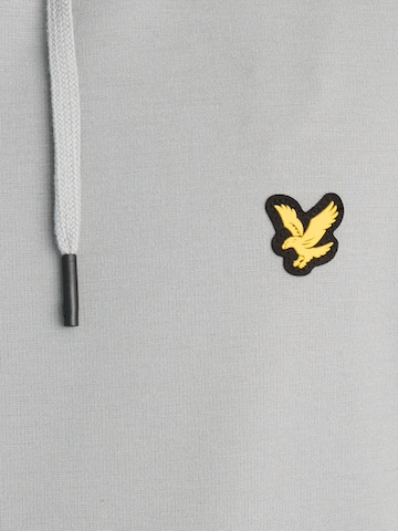Lyle & Scott Sweatshirt 'Fly' in Grey