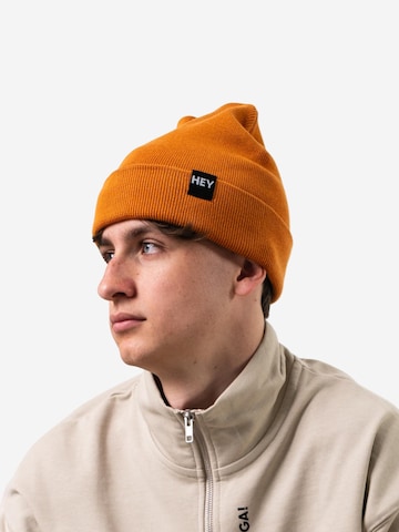 HEY KOLLEGA! Beanie in Gold