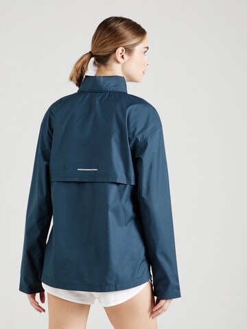 NIKE Sportjacke 'FAST' in Blau