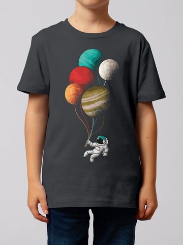 watabout.kids T-Shirt 'Balloon Spaceman' in Grau: Vorderseite