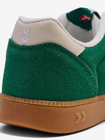 Hummel Athletic Shoes in Green