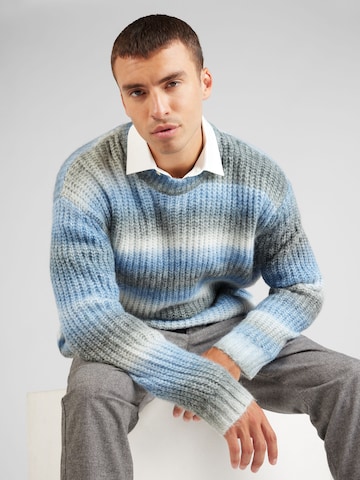 TOPMAN Sweater in Blue