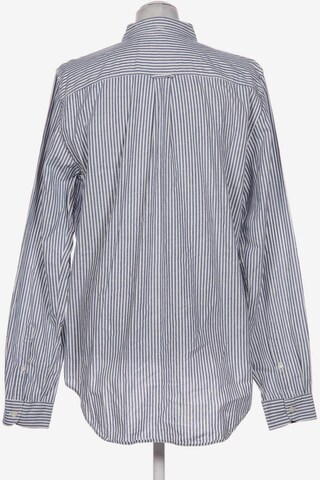 Closed Button Up Shirt in M in Blue