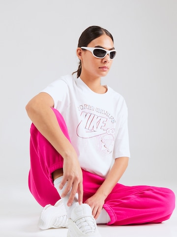 T-shirt oversize Nike Sportswear en blanc