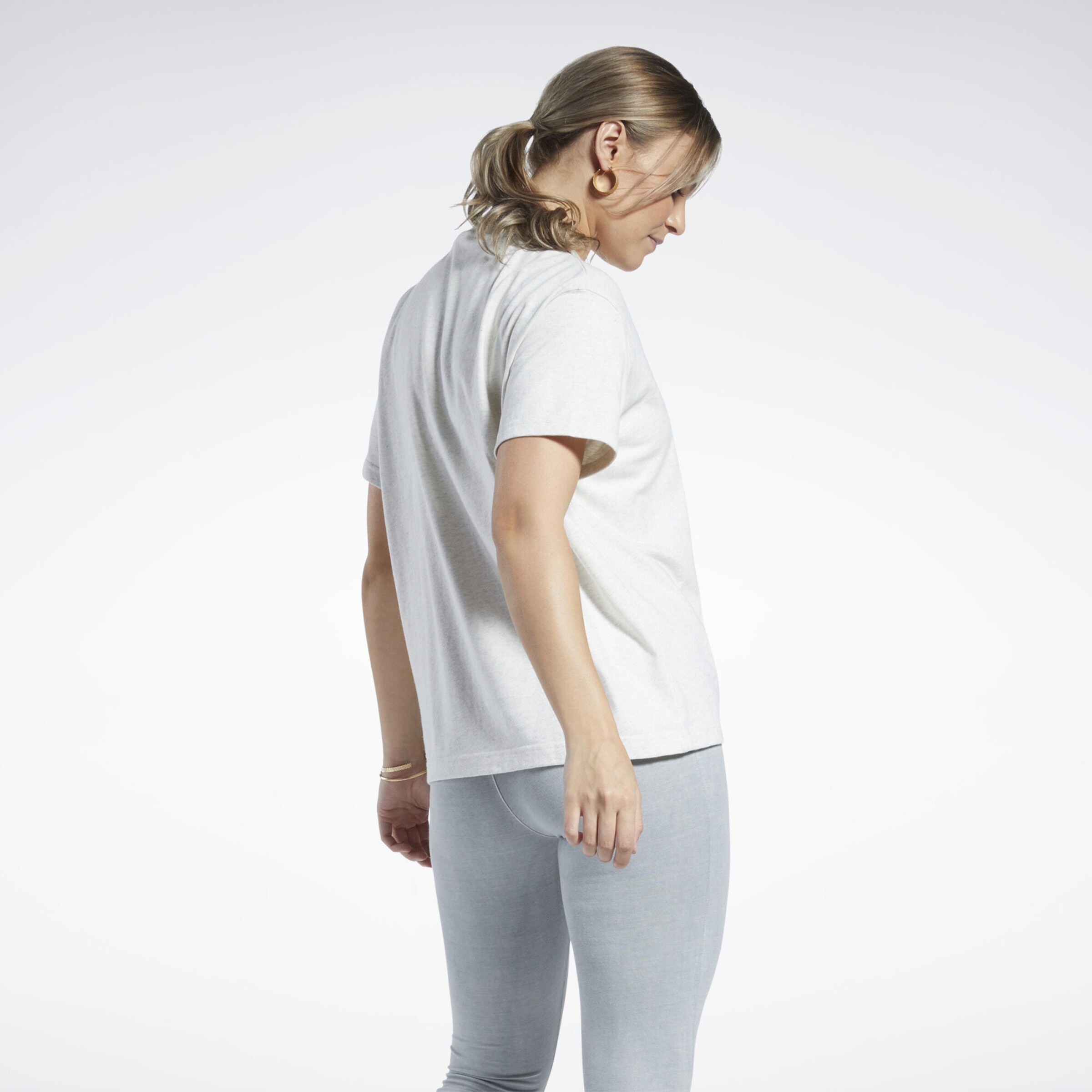 Frauen Shirts & Tops Reebok Classics T-Shirt in Weiß - DE98610 Frauen Shirts & Tops Reebok Classics T-Shirt in Weiß - DE98610
