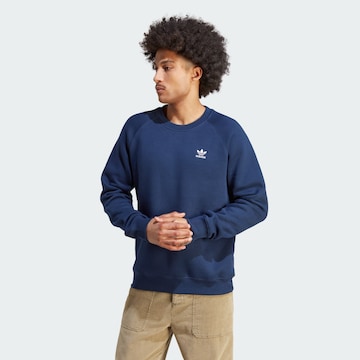 ADIDAS ORIGINALS - Sweatshirt 'Trefoil Essentials ' em azul: frente