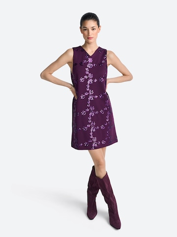 Rochie de la Rich & Royal pe mov