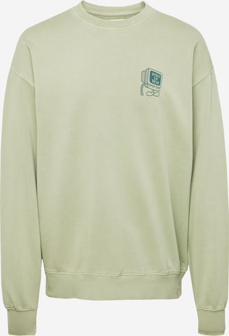 Revolution Sweatshirt in Green: front