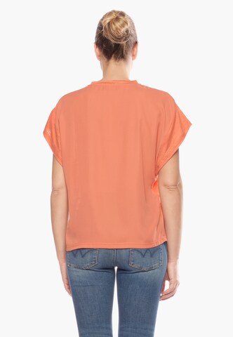 Le Temps Des Cerises Shirt in Orange