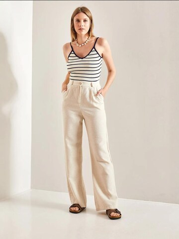 Wide Leg Pantalon à pince Bianco Lucci en beige