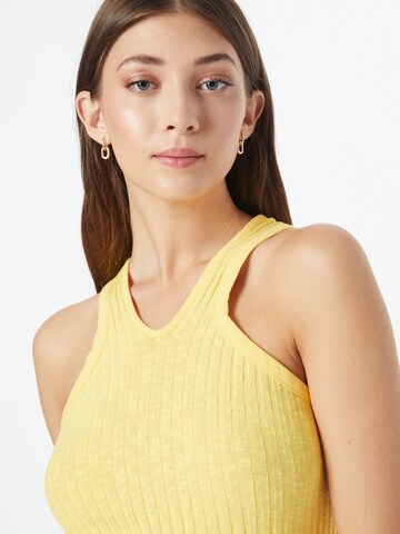 UNITED COLORS OF BENETTON Top in Yellow