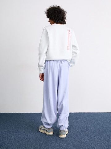 Nike Sportswear Ozke Hlače 'CLUB' | vijolična barva