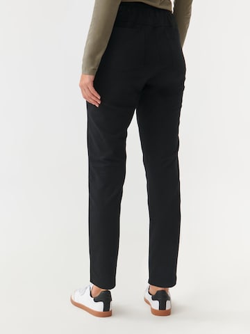 regular Pantaloni 'SAZIRI' di TATUUM in nero