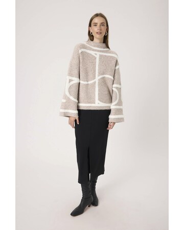 SOAKED IN LUXURY Sweater 'Sorea' in Beige