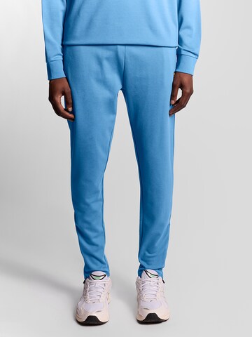 Lyle & Scott Slimfit Broek in Blauw: voorkant