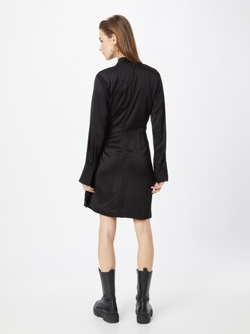 Robe 'Kamia' minus en noir