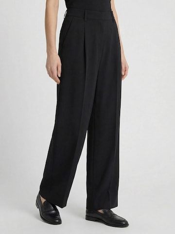 Loosefit Pantalon à pince 'Mara' Guido Maria Kretschmer Women en noir : devant