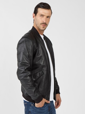 JCC Tussenjas in Zwart