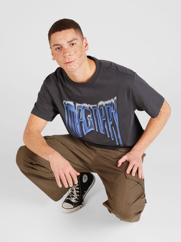 Tricou de la WEEKDAY pe gri