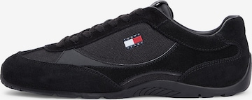 Baskets basses Tommy Jeans en noir : devant