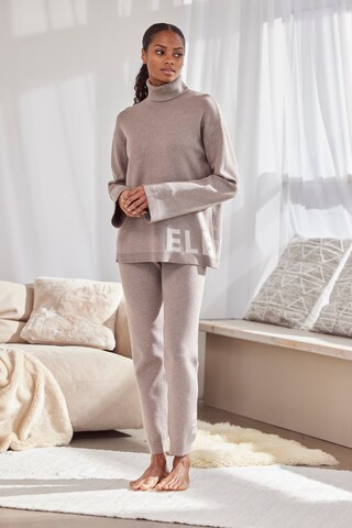 Elbsand Regular Trousers in Brown