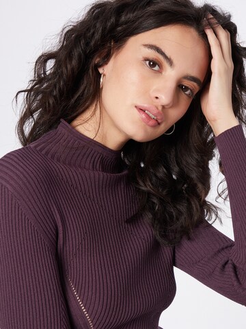Sisley Sweter w kolorze fioletowy