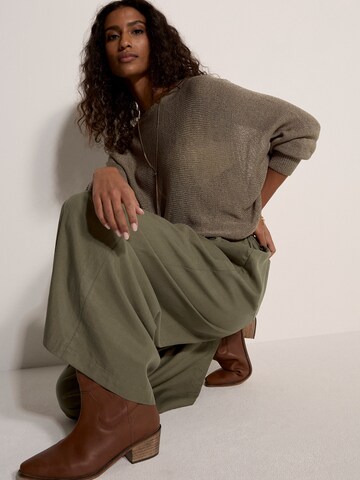 Apricot Wide Leg Slub Linen Wide-Leg Trousers ' ' in Grün