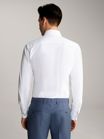 Coupe slim Chemise business 'Ernest' JOOP! en blanc