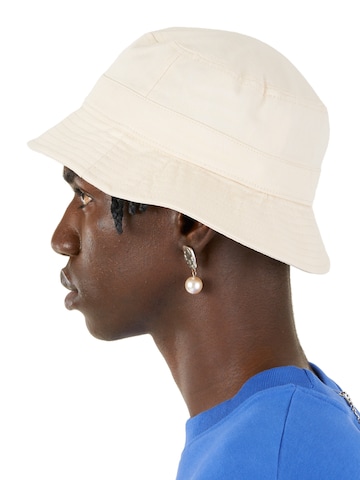 FAMILY 1ST FAMILY 4EVER Hat 'Forever Fishing' in White