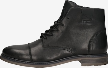 Boots stringati di bugatti in nero: frontale