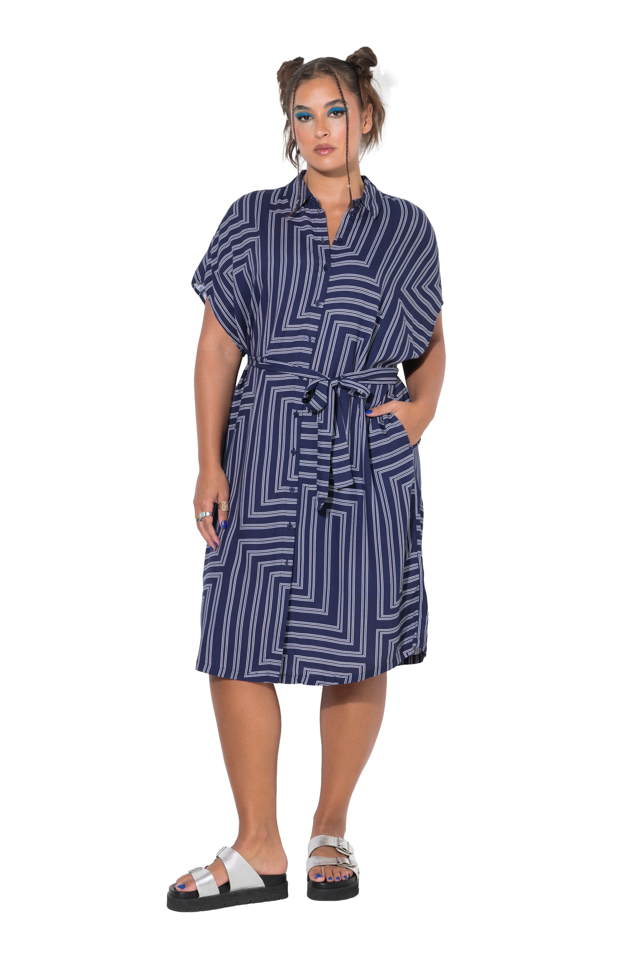 Studio Untold Dress in Blue: front