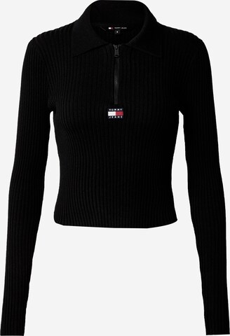 Tommy Jeans Sweater in Black: front