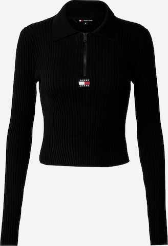 Tommy Jeans Sweater in Black: front