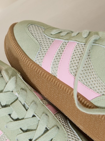 Baskets basses Friends Like These en vert