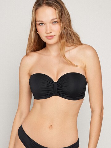 Tezenis Bandeau Bikini Top in Black: front