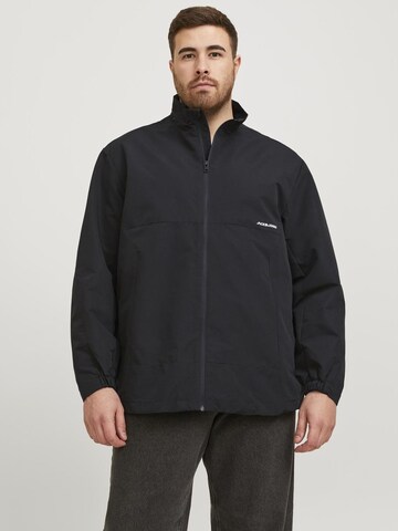 Veste fonctionnelle Jack & Jones Plus en noir : devant