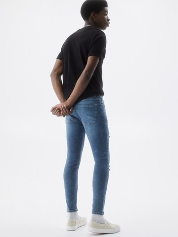 Pull&Bear Skinny Jeansy w kolorze niebieski