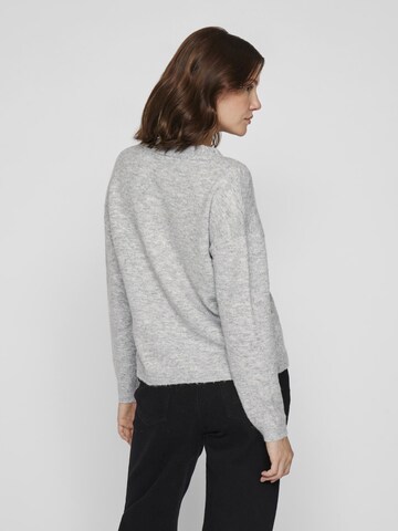 VILA Sweater in Grey