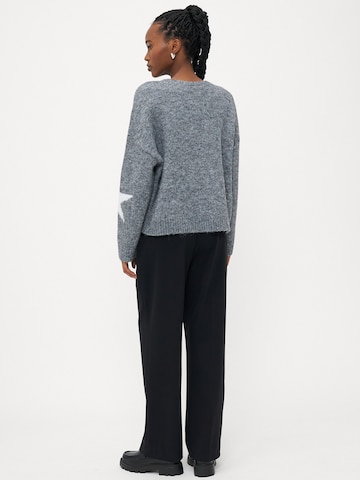 Only Petite - Jersey 'ONLAZU' en gris