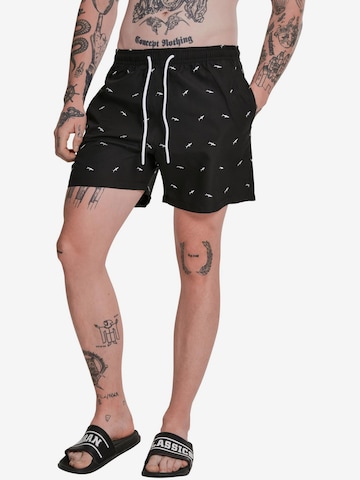 Urban Classics Board Shorts in Black: front