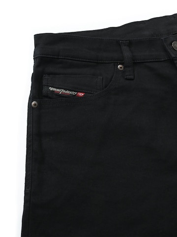 Slimfit Jeans 'Tepphar-X' di DIESEL in nero