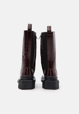 Dr. Martens Støvler 'Maybole' i rød