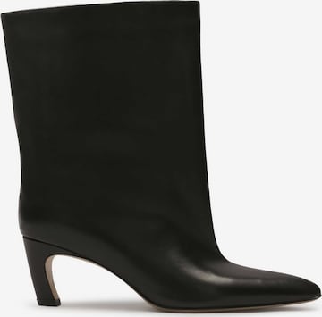 juoda Kazar Studio Aulinukai: priekis