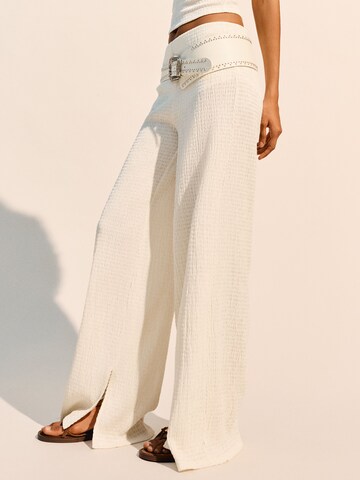 Bershka Wide leg Trousers in Pink