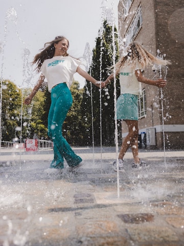 Looxs Revolution Flared Hose in Blau