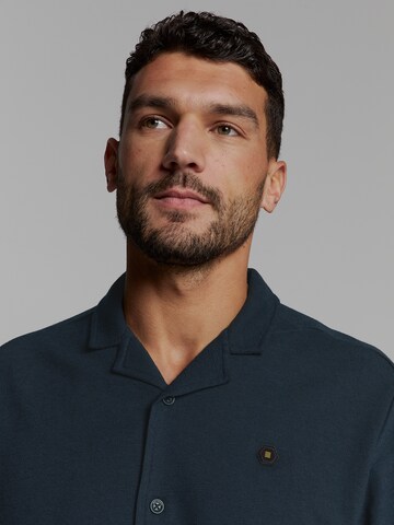 Coupe regular T-Shirt No Excess en bleu